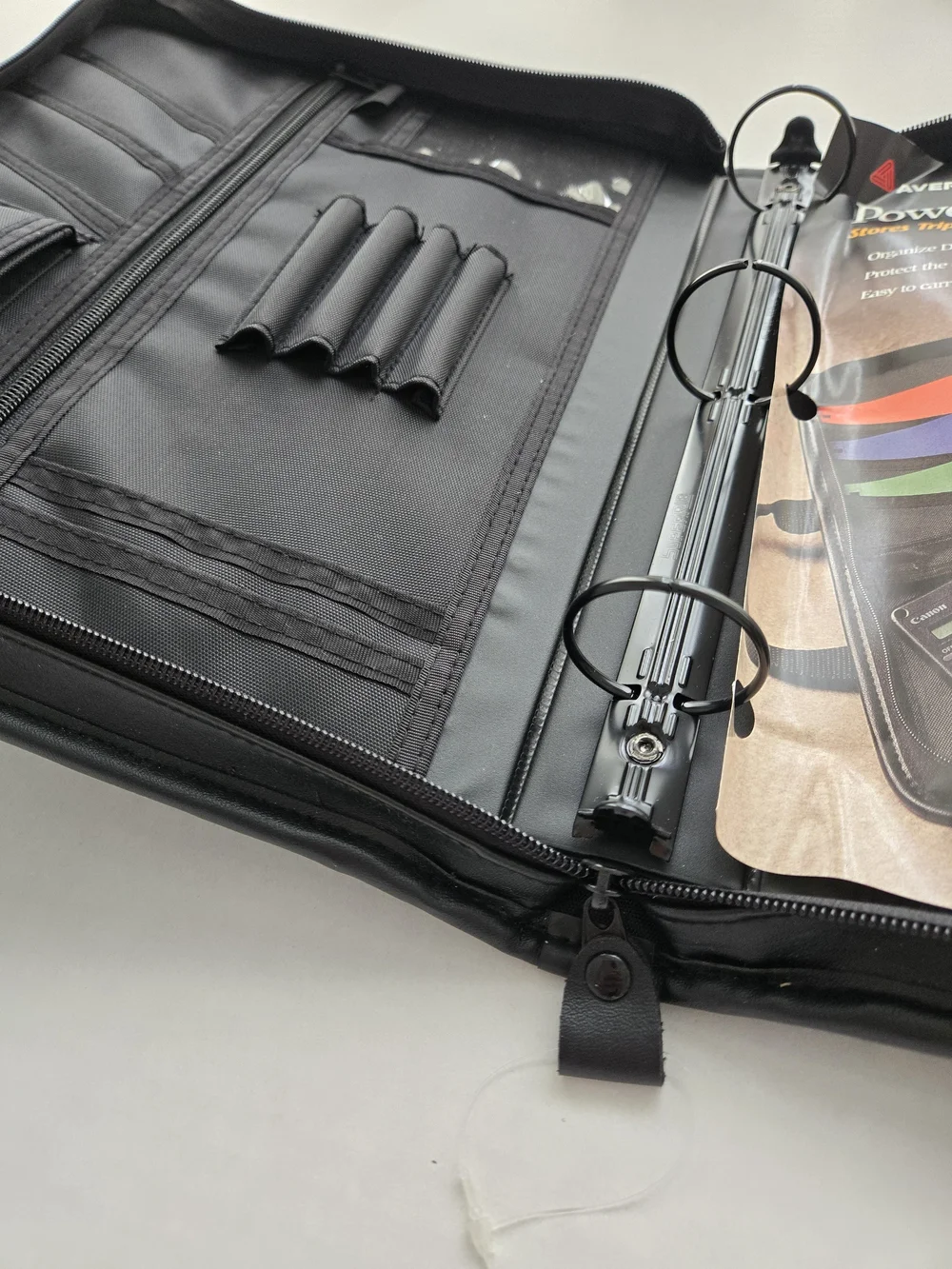 Avery Vintage Black Power Case Organizer Zipper Binder With Handles - NEW